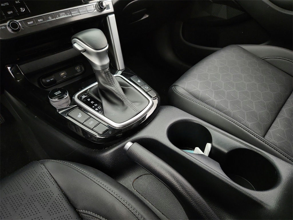 Vehicle image 14 of 36
