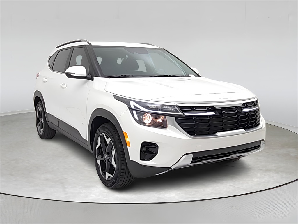 Vehicle image 4 of 36