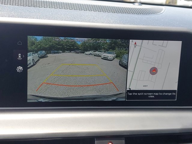Vehicle image 21 of 30