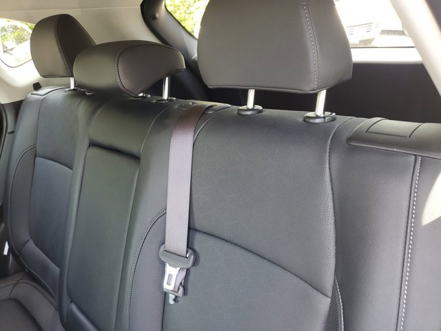 Vehicle image 9 of 30