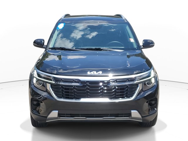 Vehicle image 2 of 30