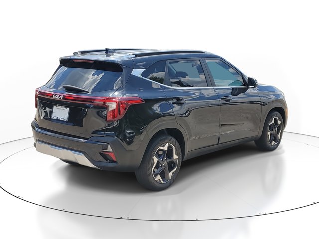 Vehicle image 4 of 30