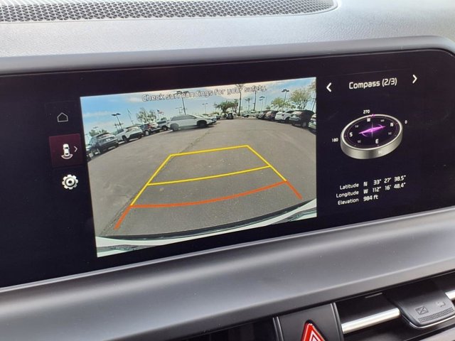Vehicle image 22 of 25
