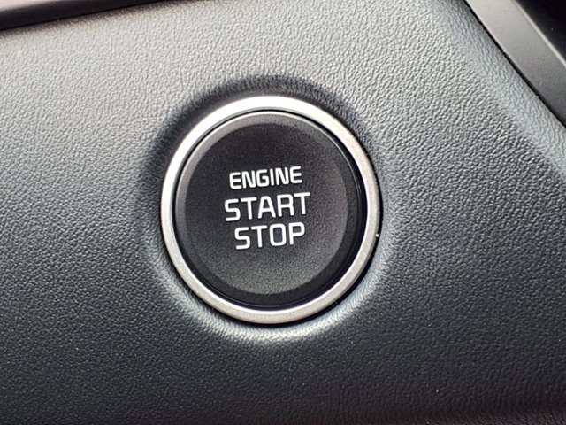 Vehicle image 24 of 25