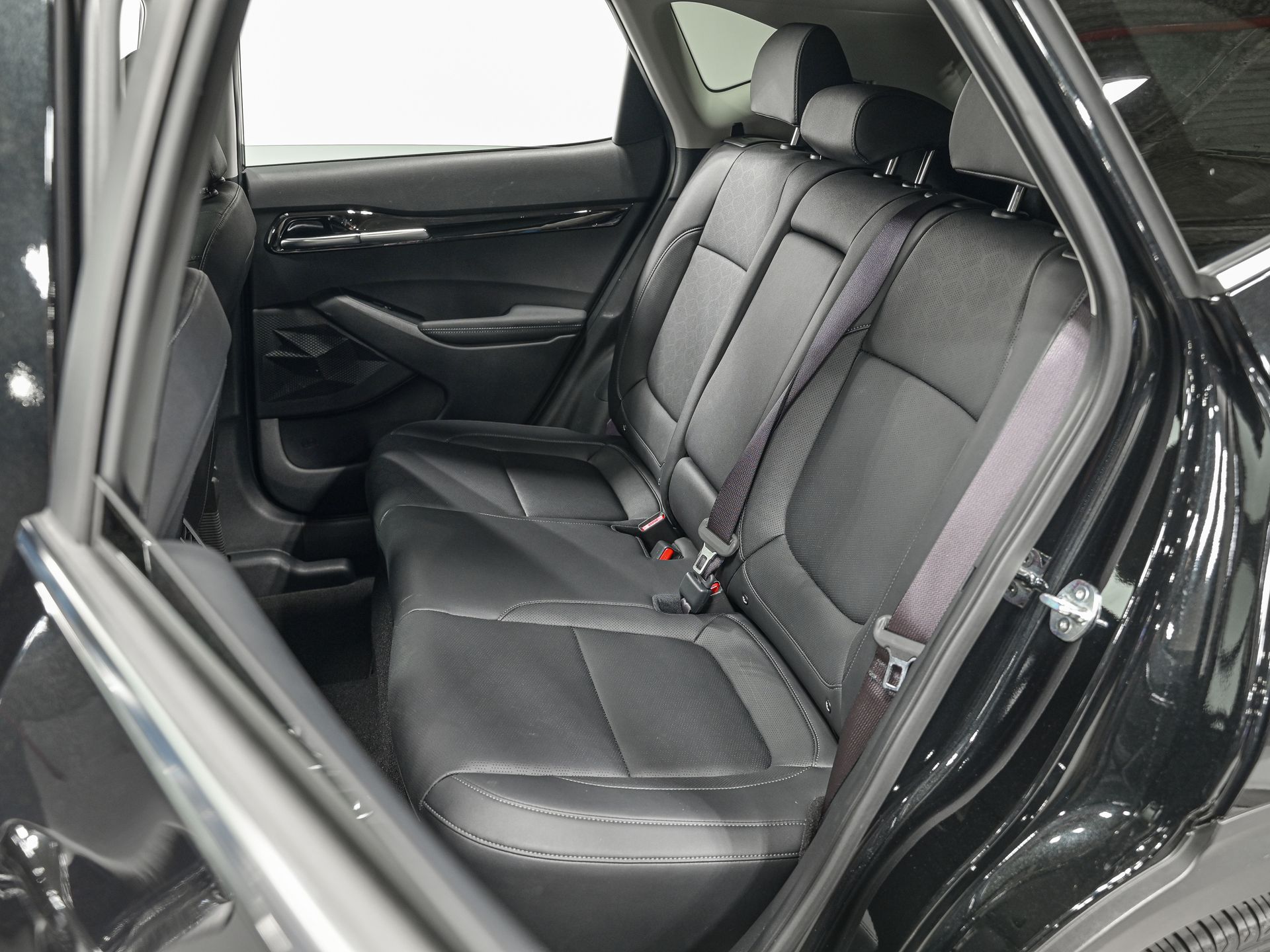 Vehicle image 29 of 30