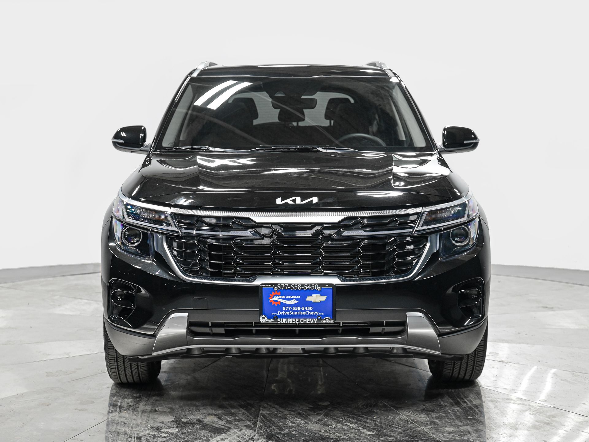 Vehicle image 2 of 30