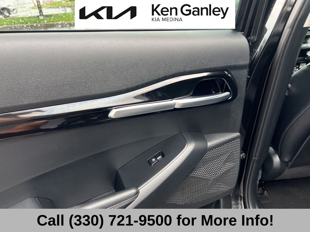 Vehicle image 42 of 69