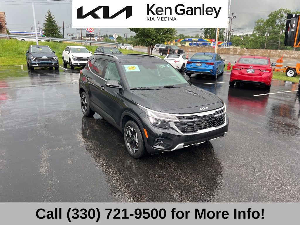 Vehicle image 11 of 69