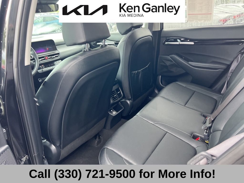 Vehicle image 58 of 69