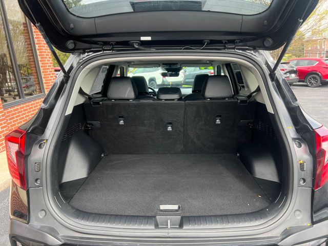 Vehicle image 14 of 36