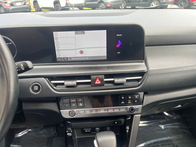 Vehicle image 19 of 36