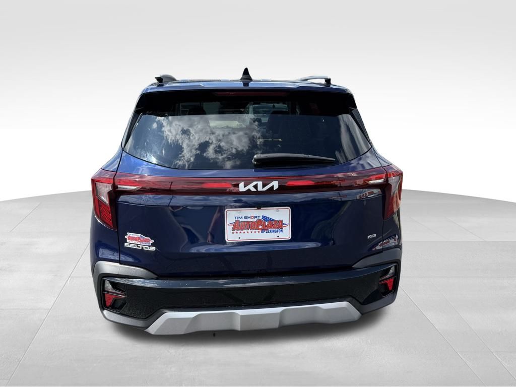 Vehicle image 6 of 31