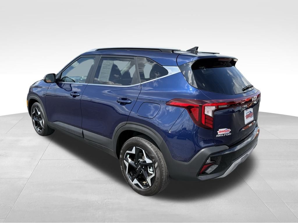 Vehicle image 7 of 31