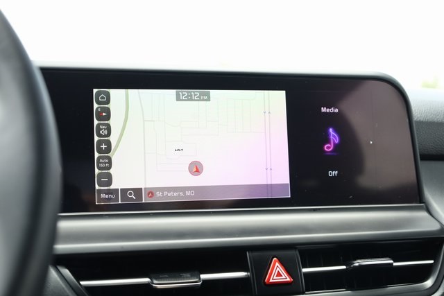 Vehicle image 19 of 33