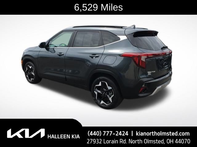 Vehicle image 4 of 20