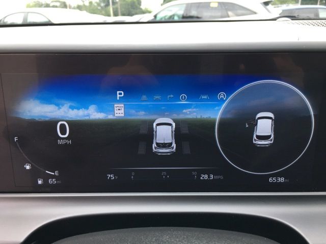 Vehicle image 17 of 20
