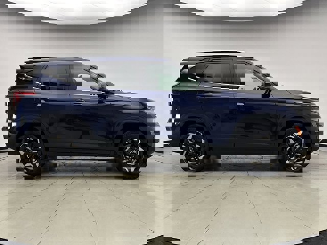 Vehicle image 4 of 31