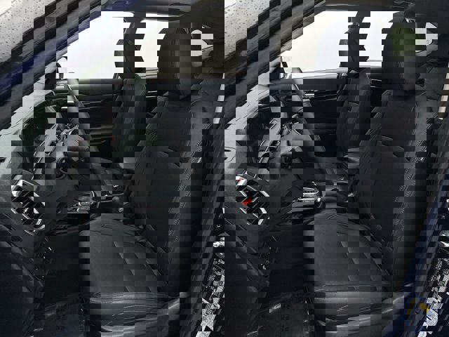 Vehicle image 13 of 31