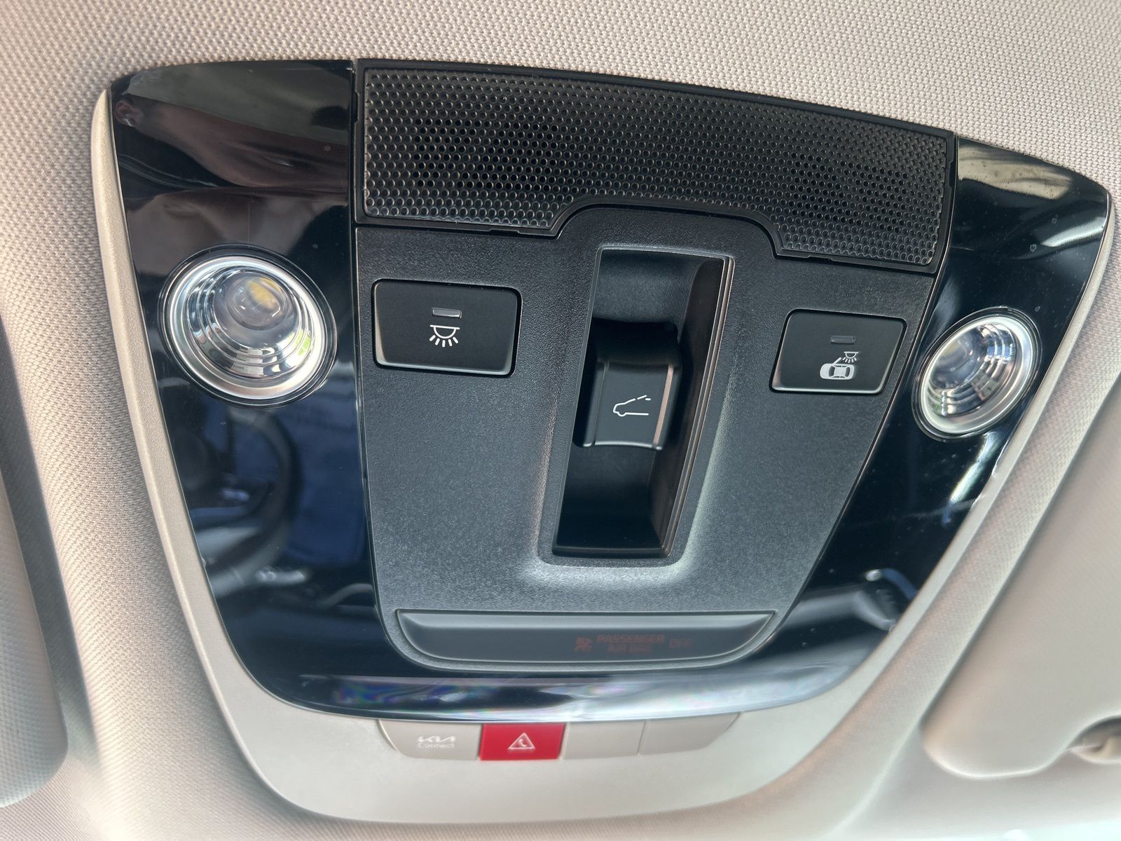 Vehicle image 15 of 25