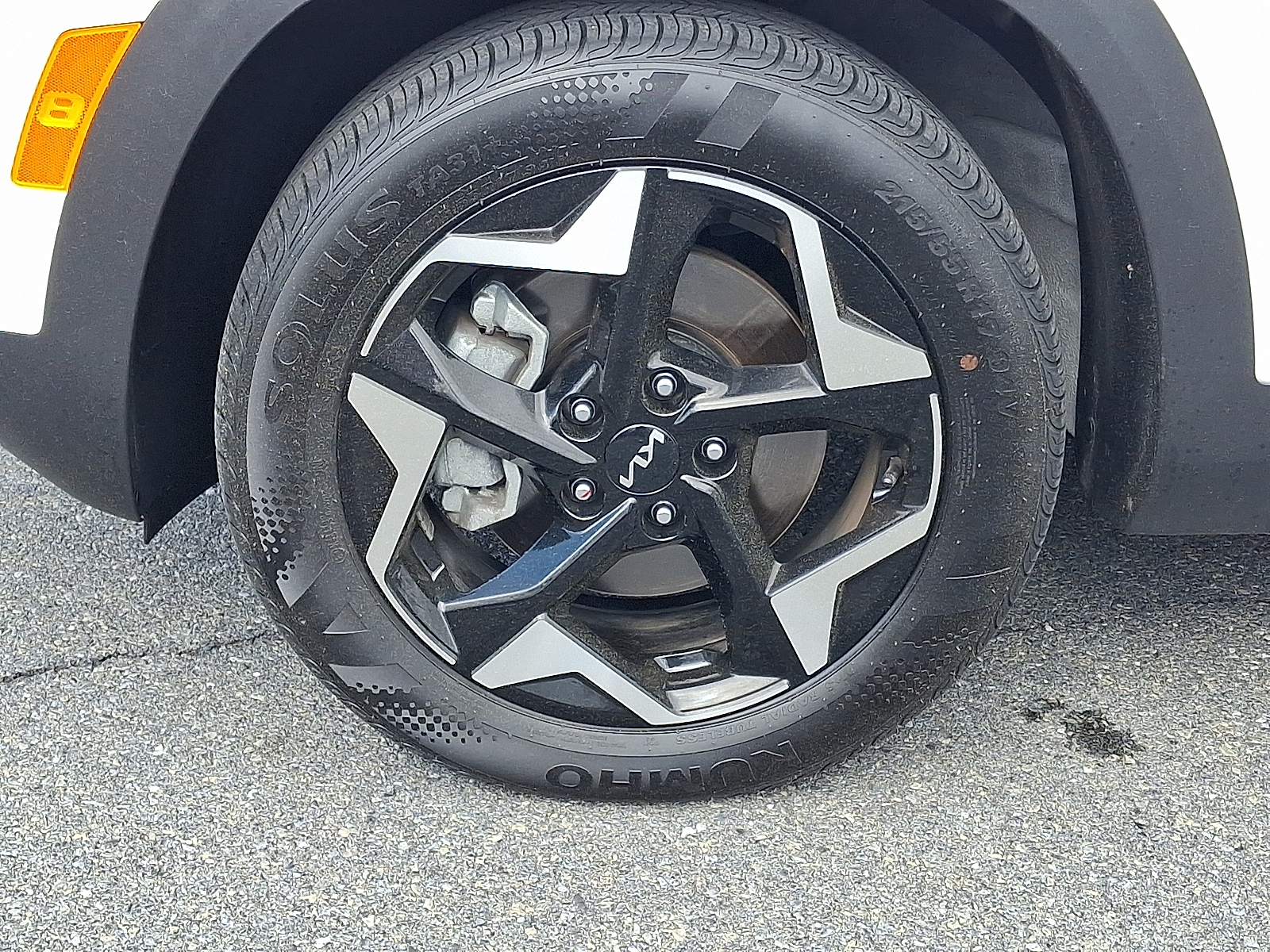 Vehicle image 9 of 30