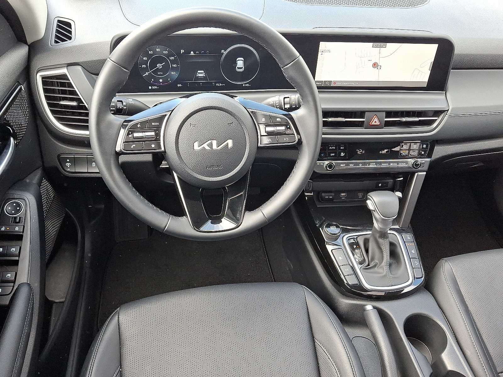 Vehicle image 11 of 30