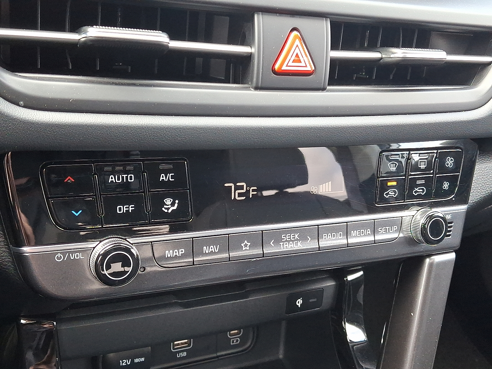 Vehicle image 16 of 30