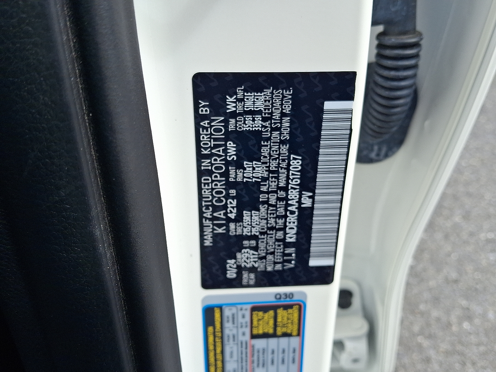 Vehicle image 26 of 30