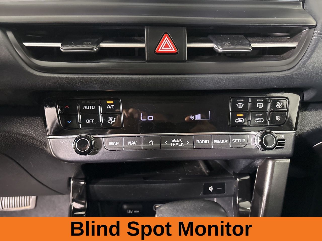 Vehicle image 17 of 40