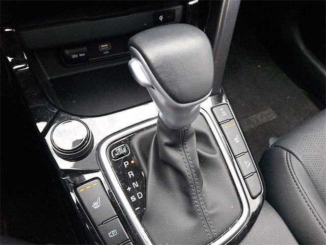 Vehicle image 14 of 30
