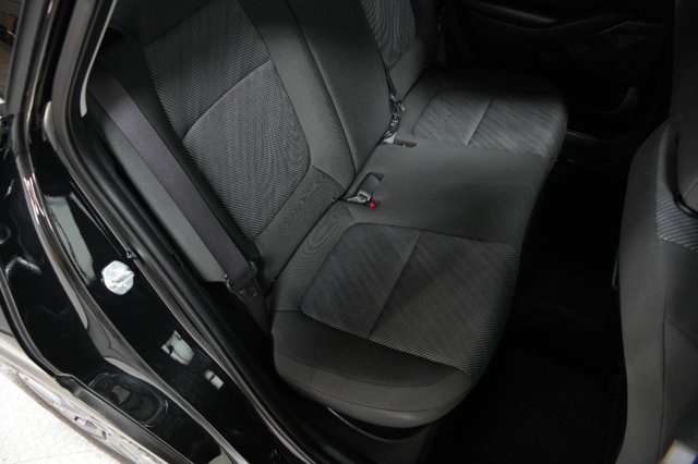 Vehicle image 15 of 38