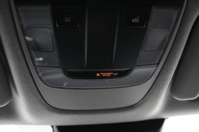 Vehicle image 36 of 38