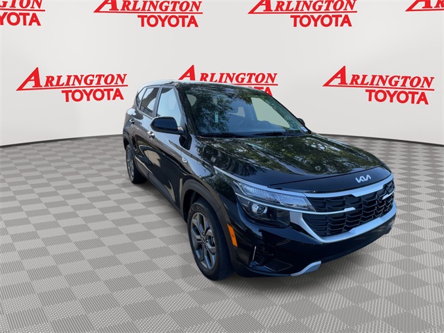Vehicle image 5 of 22