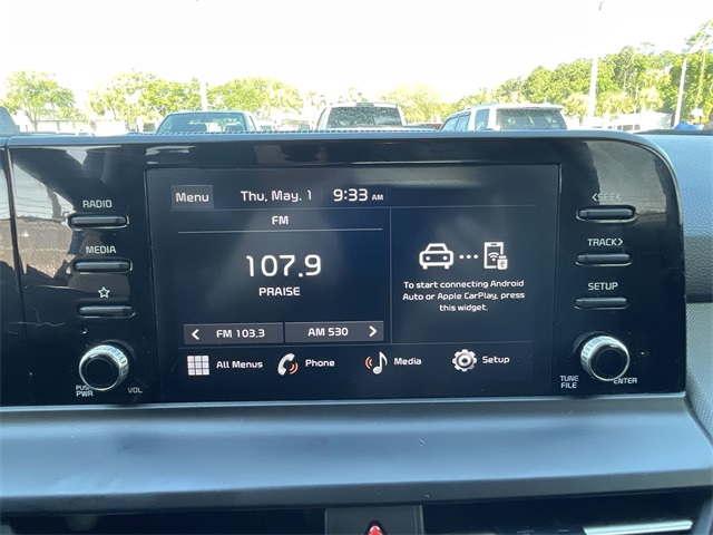 Vehicle image 15 of 22