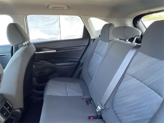 Vehicle image 20 of 22