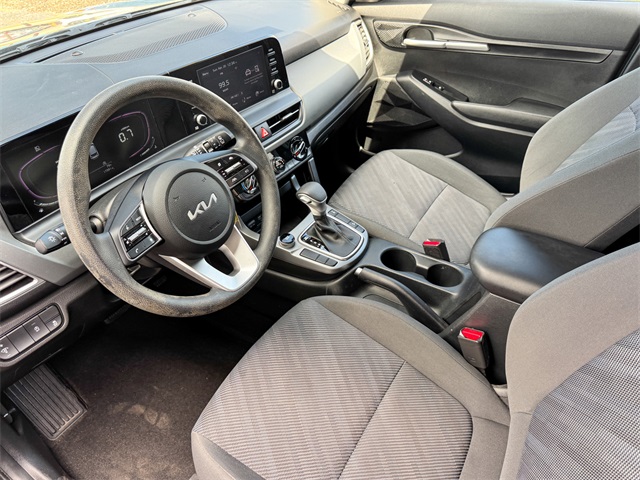Vehicle image 15 of 47