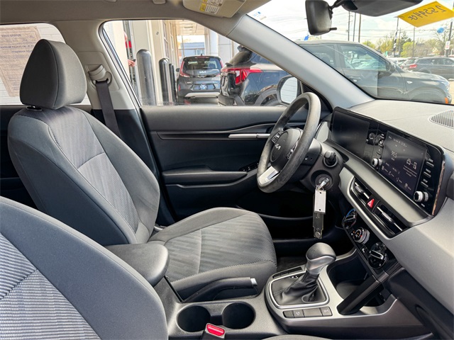 Vehicle image 22 of 47