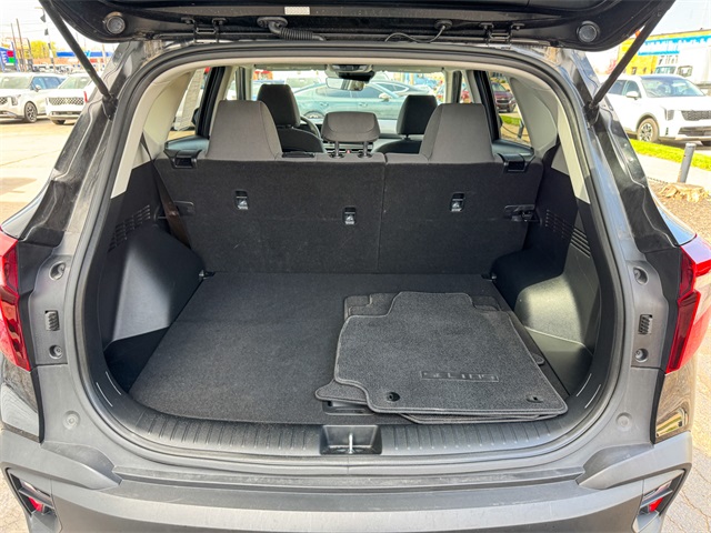 Vehicle image 19 of 47
