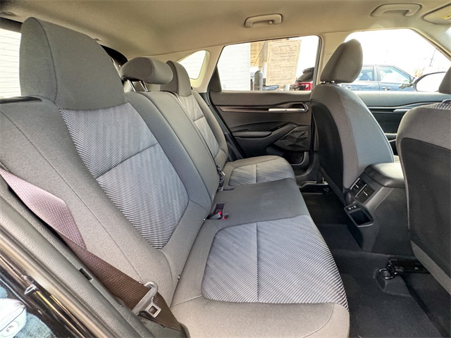 Vehicle image 20 of 47