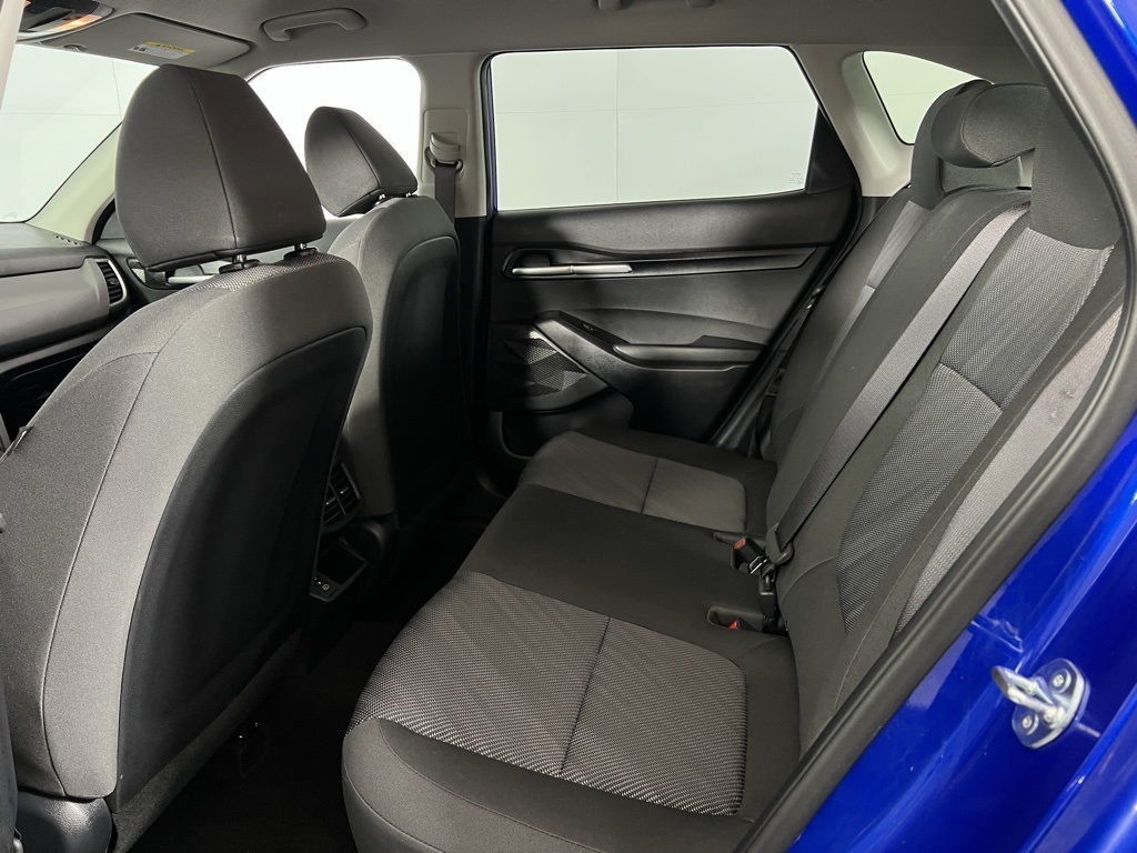 Vehicle image 26 of 51