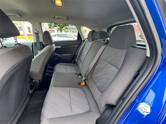 Vehicle image 18 of 55