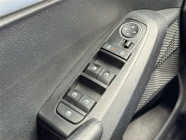 Vehicle image 38 of 55
