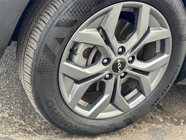 Vehicle image 14 of 55
