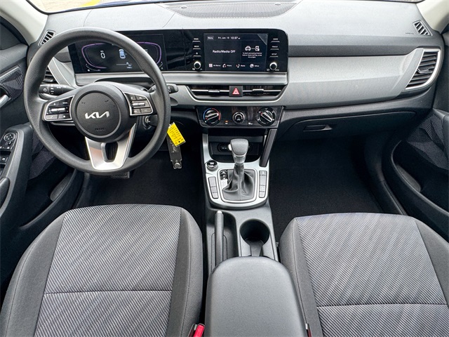 Vehicle image 24 of 55