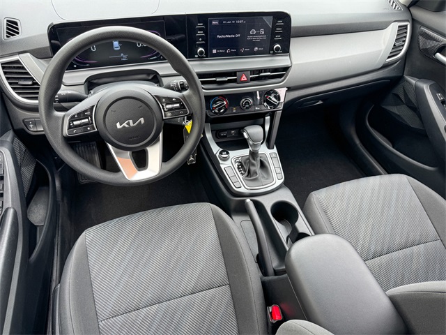 Vehicle image 35 of 55