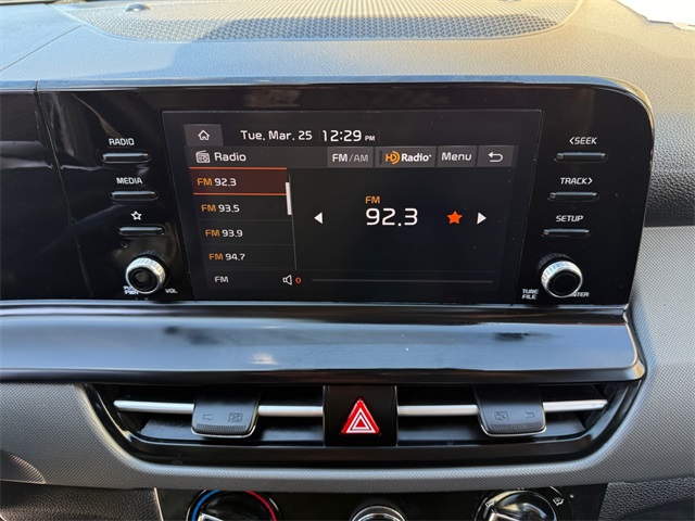 Vehicle image 18 of 27