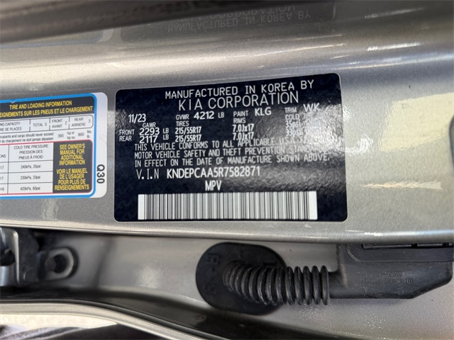 Vehicle image 25 of 27