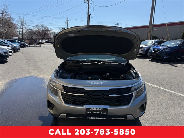 Vehicle image 26 of 27
