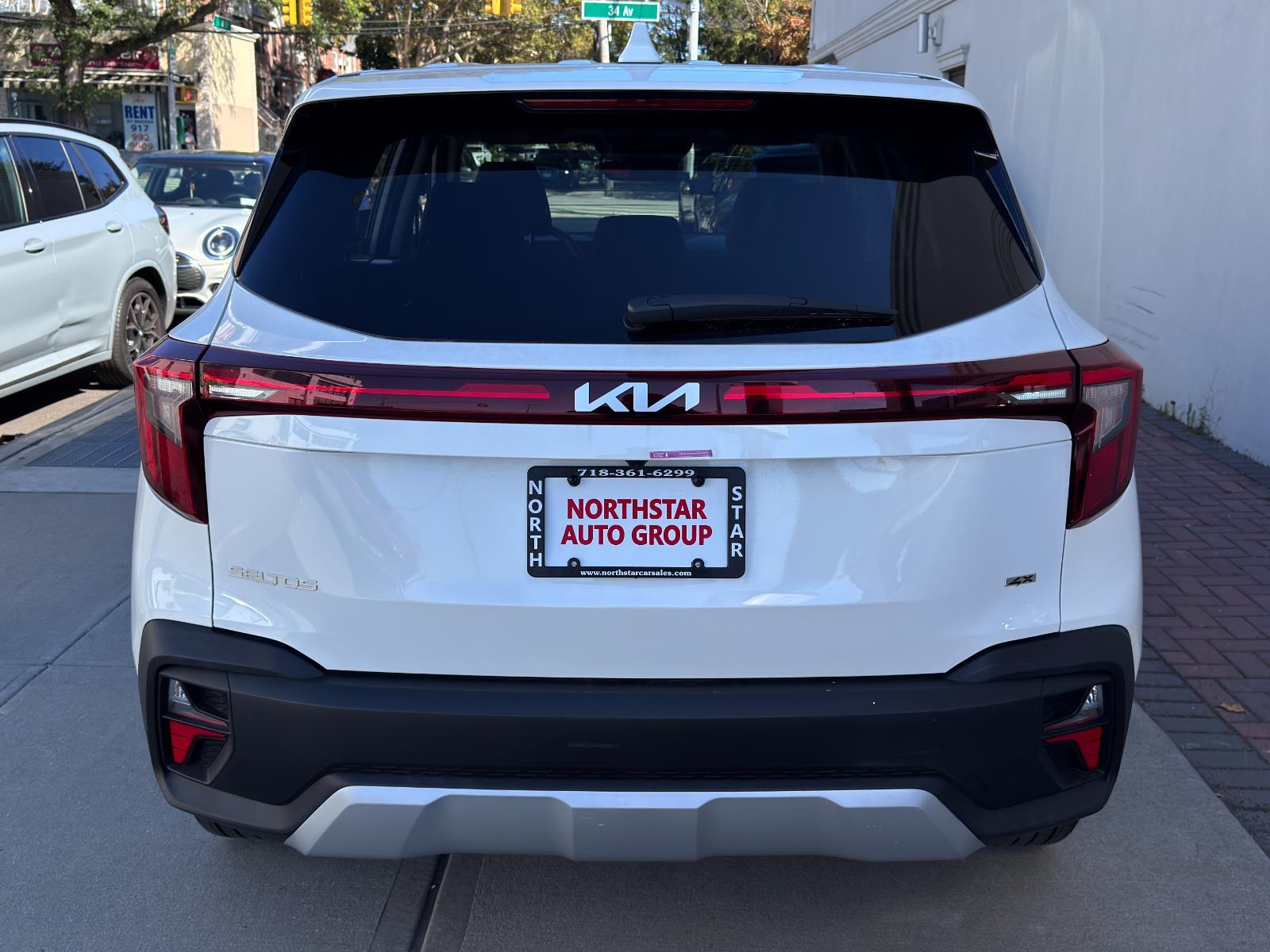 2024 Kia Seltos LX Image 9 of 28