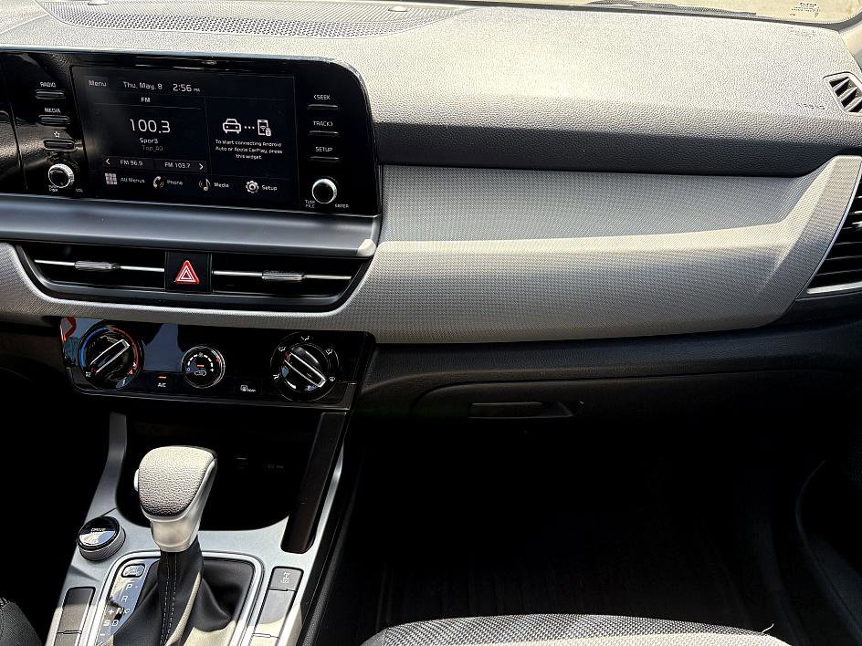 Vehicle image 18 of 28