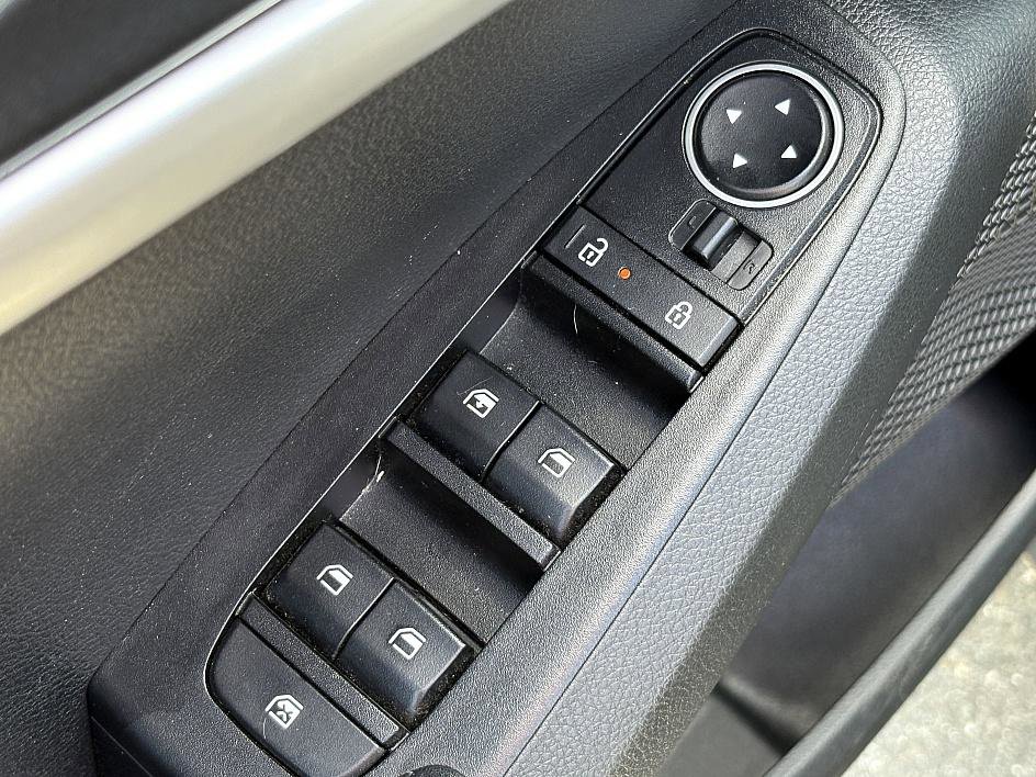 Vehicle image 28 of 28